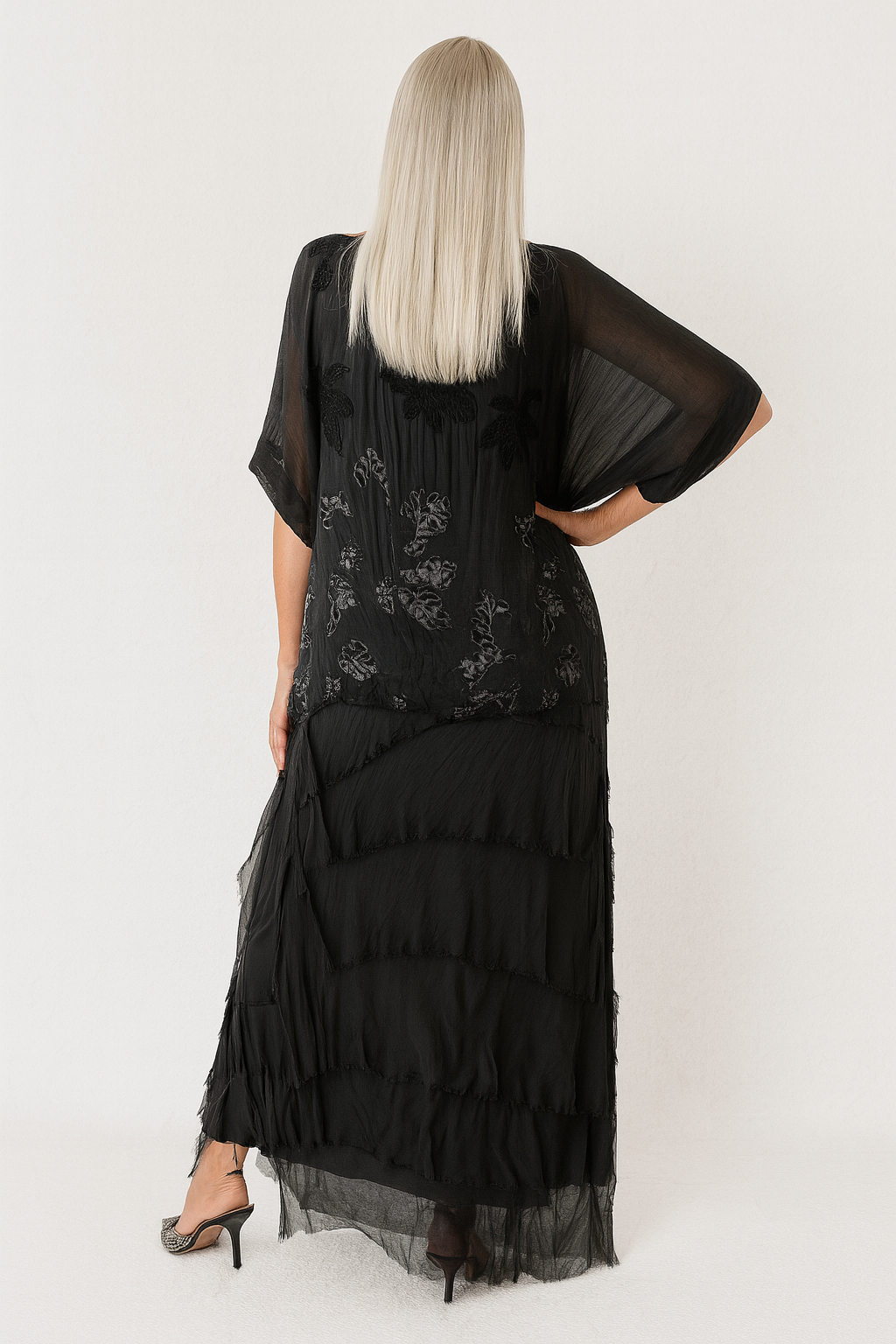 Vestido largo verde mujer con estampado floral y volantes en capas | SEROTONIN