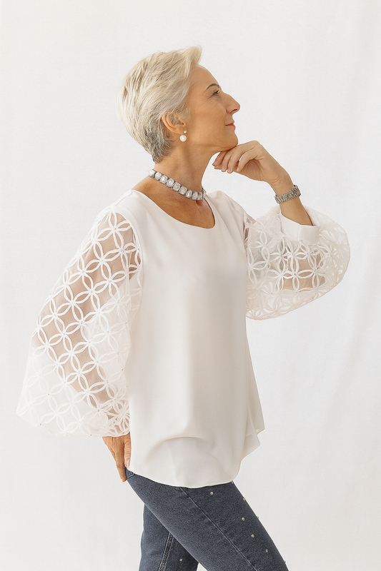 Blusa blanca bordada tul mujer | SEROTONIN Calpe
