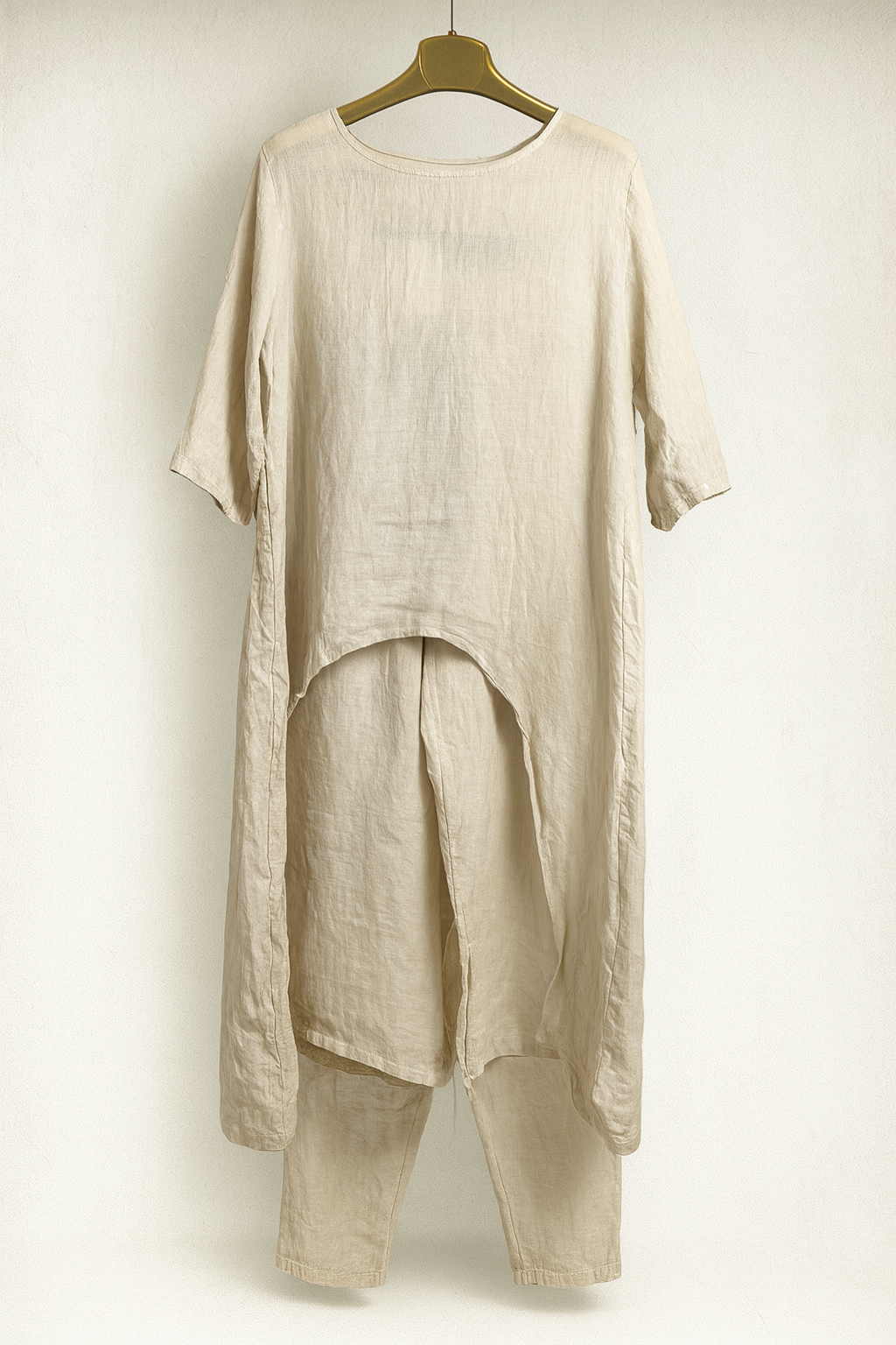 Conjunto de lino beige mujer blusa larga y pantalón fresco SEROTONIN Calpe