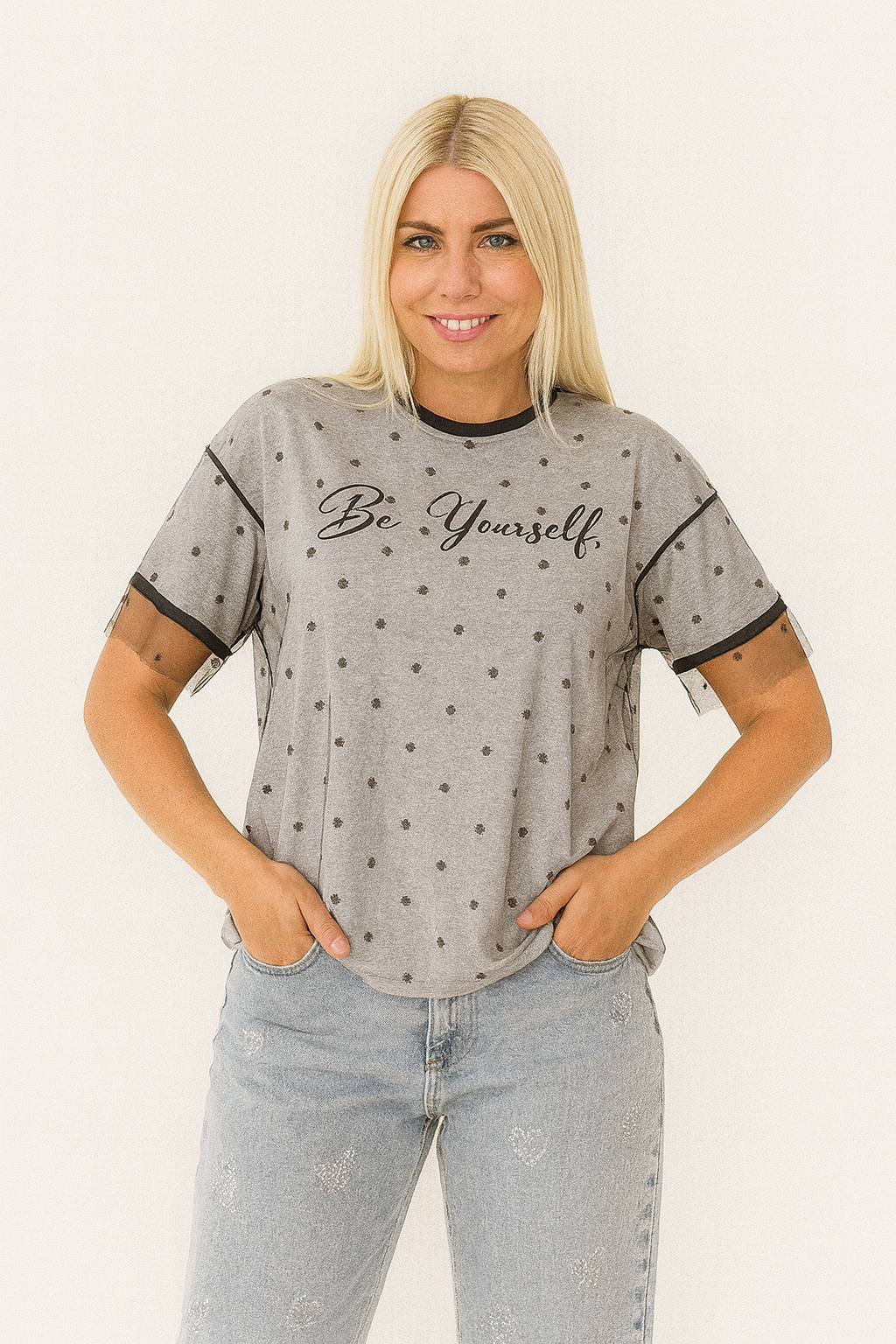 Camiseta Mesh Lunares “Be Yourself”