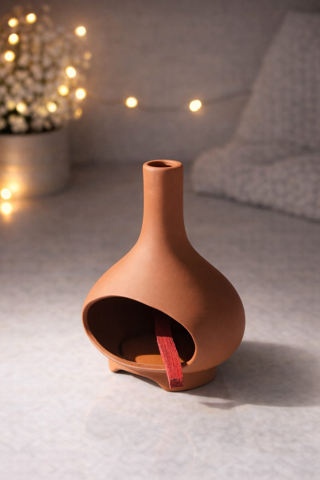 Quemador de Incienso de Cerámica Artesanal – Estilo Rústico Minimalista