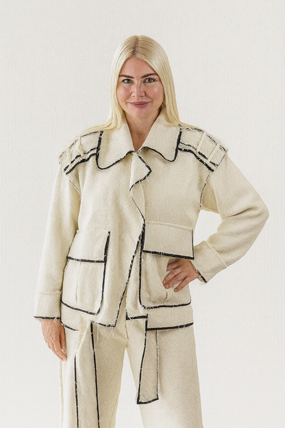 Conjunto triple mujer beige con pantalón, camiseta y chaqueta SEROTONIN